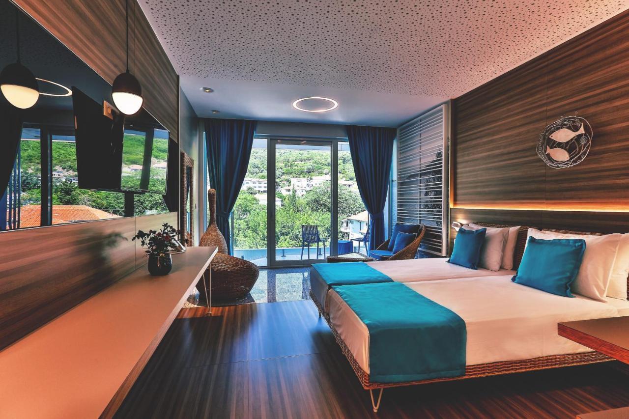 Carine Hotel Kumbor Superior Herceg Novi Kültér fotó