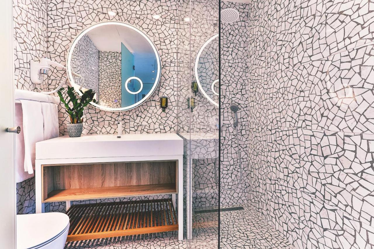 Carine Hotel Kumbor Superior Herceg Novi Kültér fotó