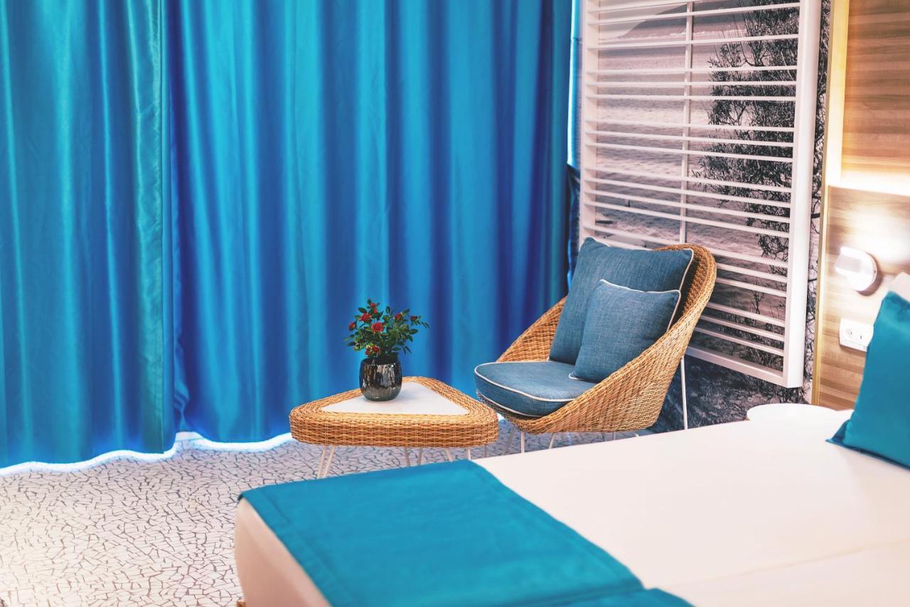 Carine Hotel Kumbor Superior Herceg Novi Kültér fotó