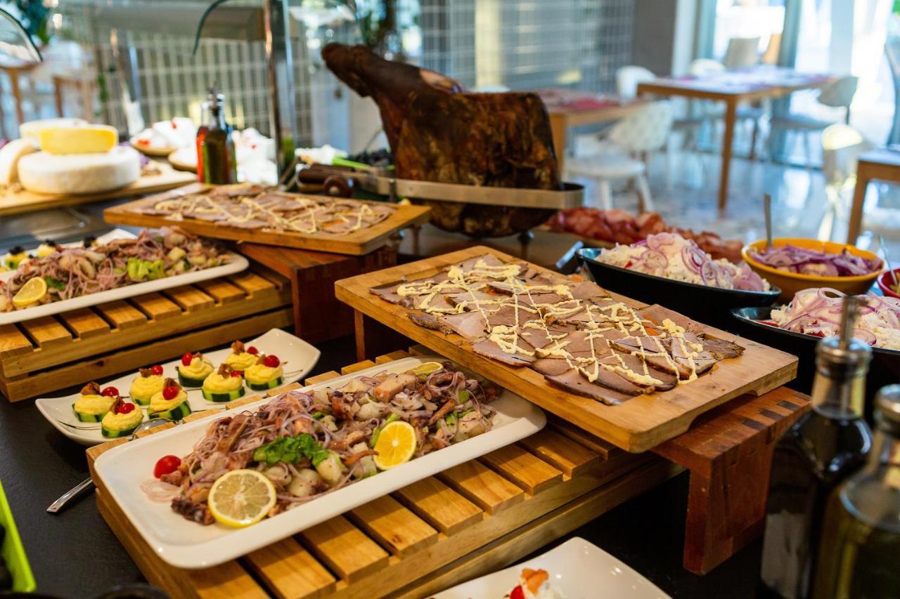 Carine Hotel Kumbor Superior Herceg Novi Kültér fotó