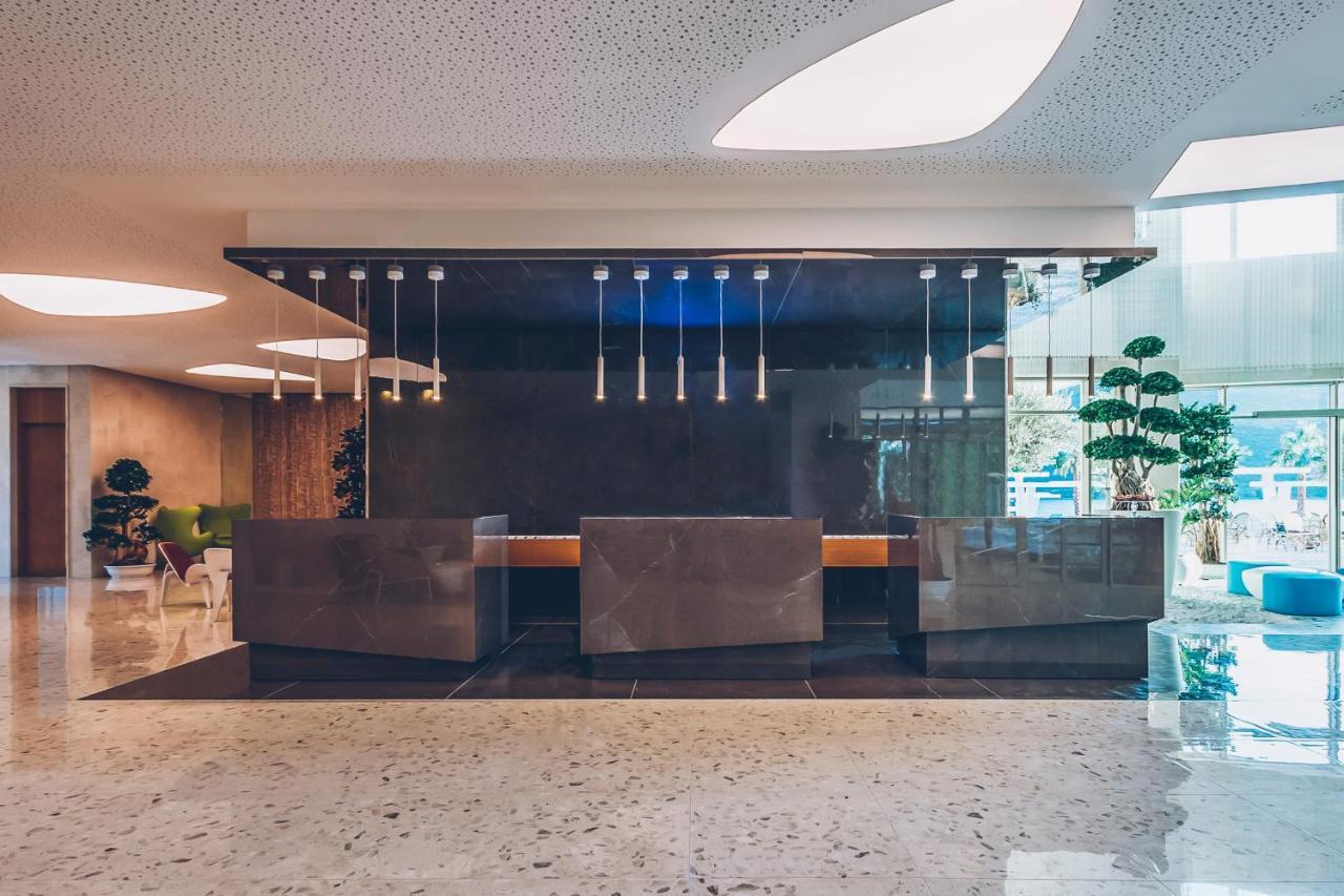 Carine Hotel Kumbor Superior Herceg Novi Kültér fotó